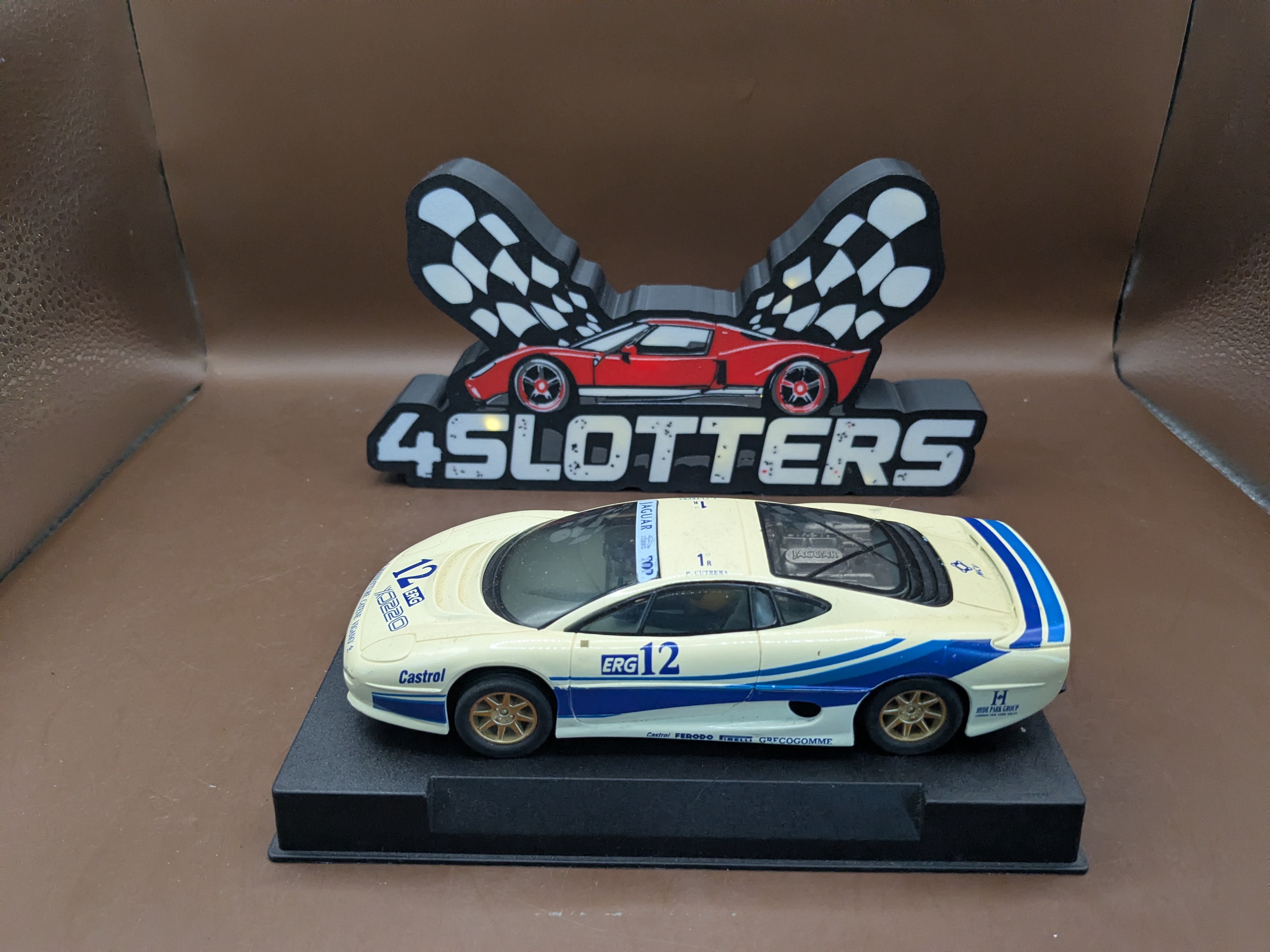 Scalextric Jaguar XJ220 #12 ERG *USED*