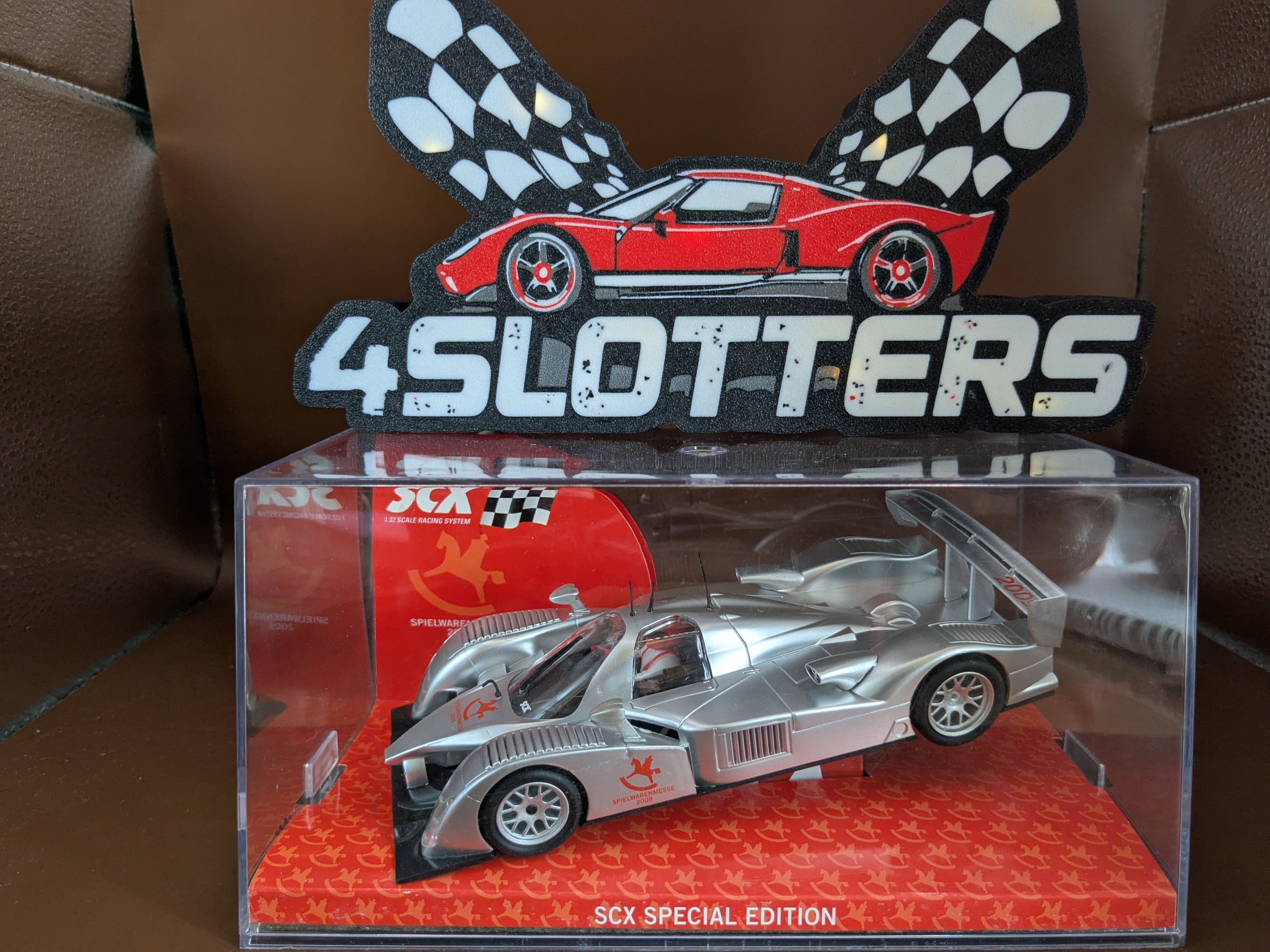 SCX Peugeot 908 HDI FAB 2009 Nurnberg Toy Fair Special Edition