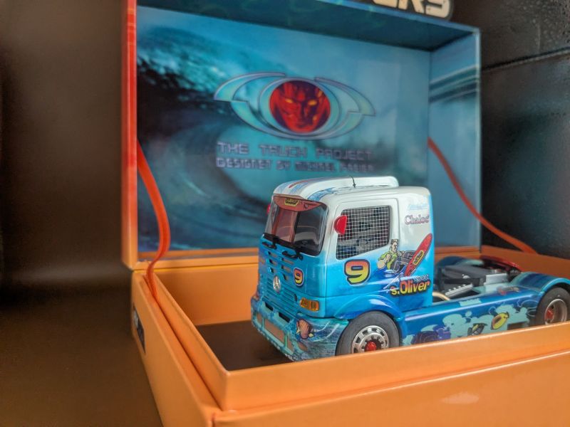 Fly Truck Mercedes Benz #9  Lucas Surf Truck 2003 S Oliver