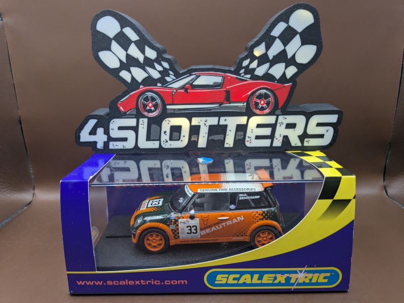 Scalextric Mini Cooper S #33 Beautran